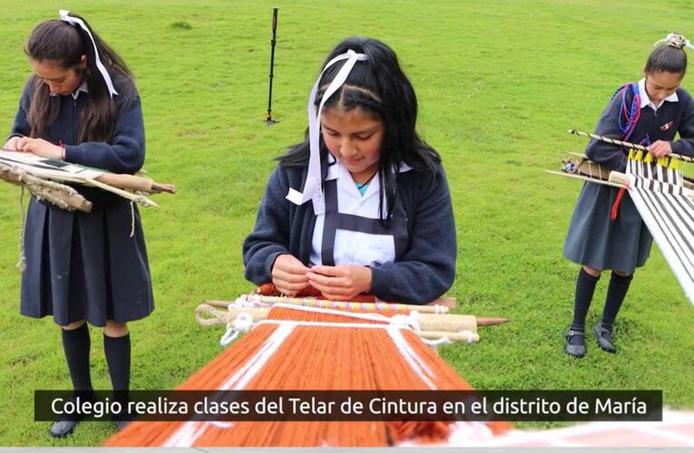 Alumnos aprenden técnica «El telar de cintura» en la Región Amazonas