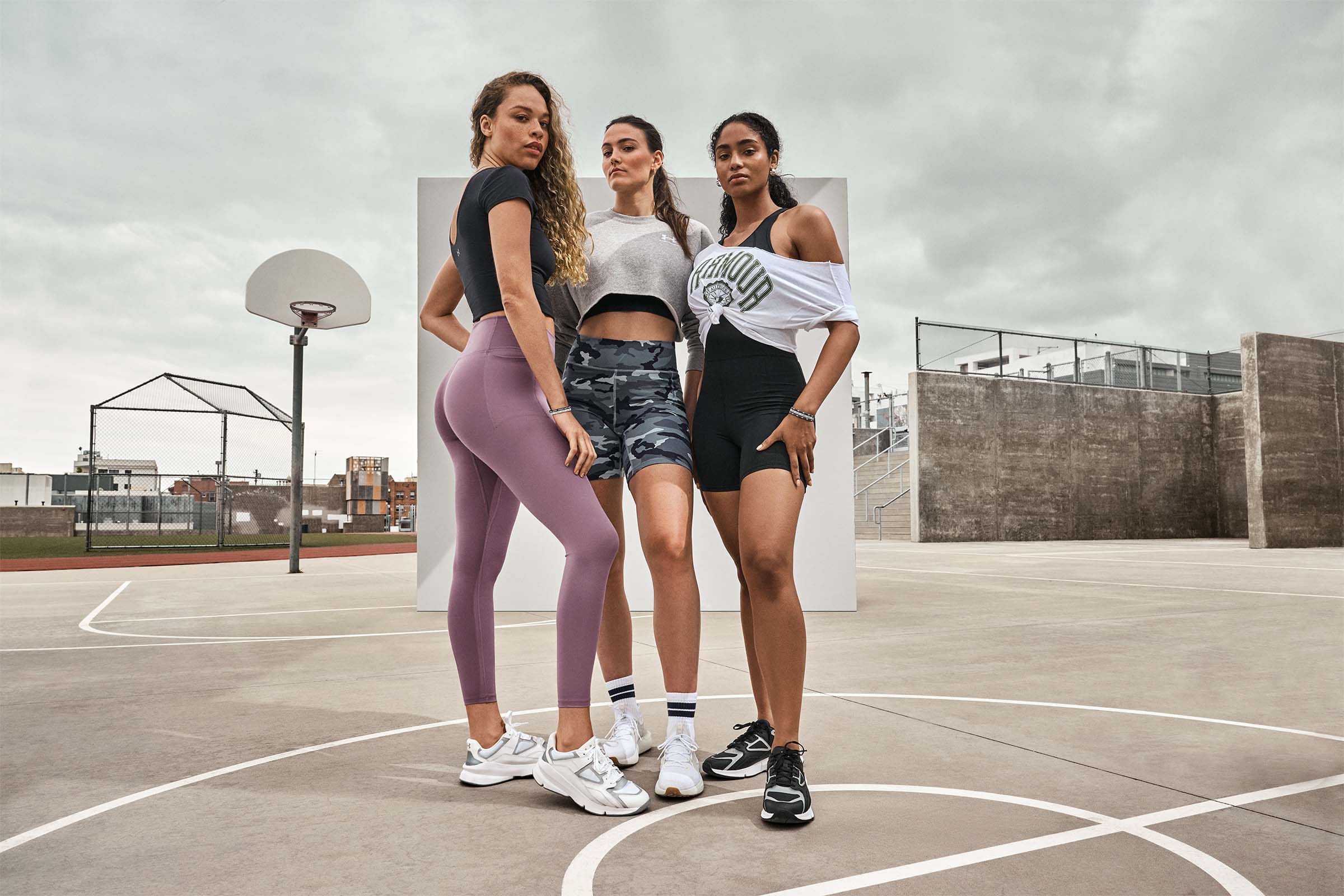 El equipo de Perú, cuenta conSilvana Alfaro (Futbolista de Universitario), Tatiana Merel (Fit coach) y Laly Foo Kong (Triatleta). 