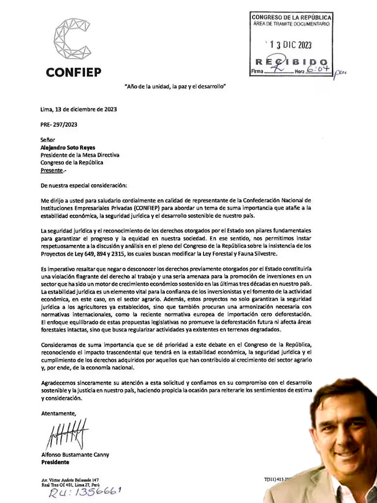 Votaron a Favor de dicha LEY: Eduardo Salhuana, Rosselli Amuruz, Rospigliosi y María del Carmen Alva, entre Otros Congresistas